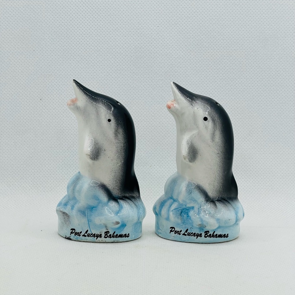 Vintage Dolphin Souvenir‎ Salt and Pepper Shakers Port Lucaya Bahamas Japan